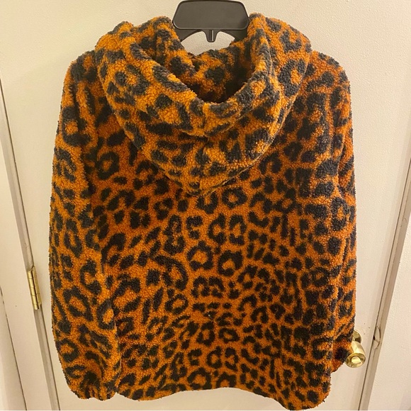 Loft Leopard Print Sherpa Hoodie Size Medium - Picture 6 of 6